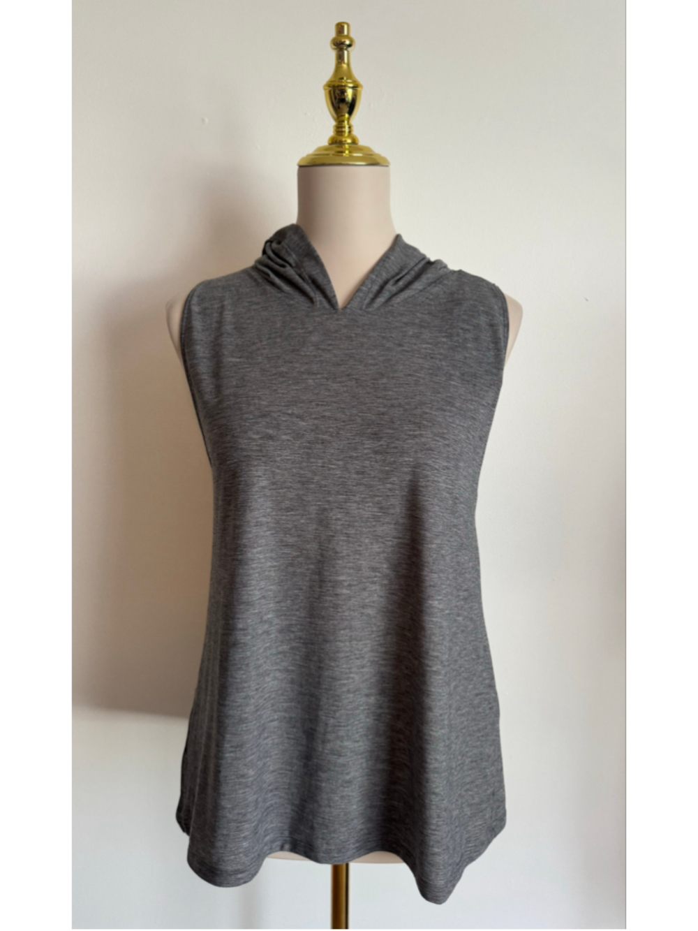 Women's Under Armour Sleeveless Hoodie Grey Size M